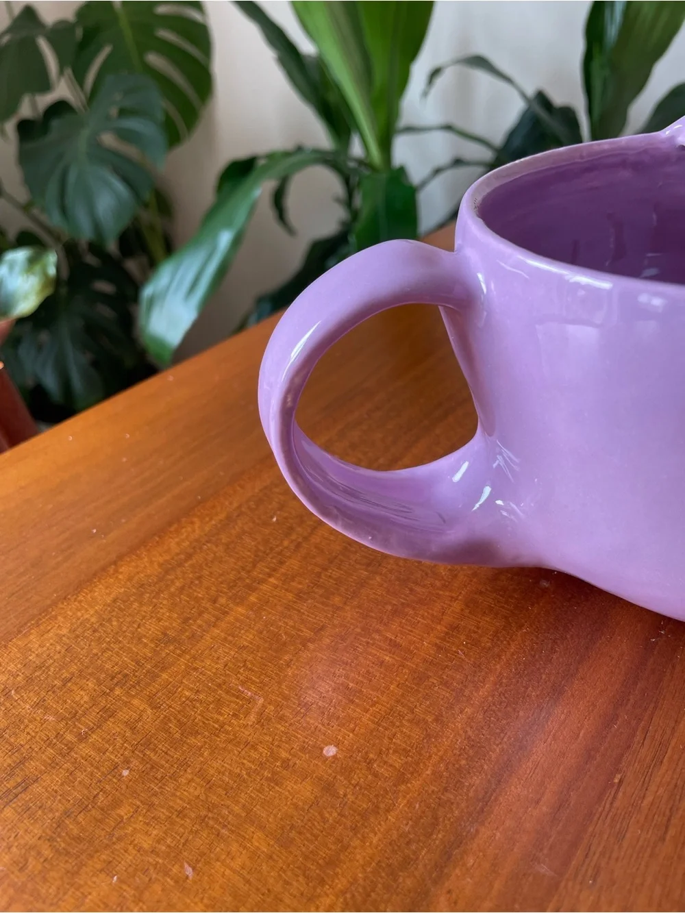Lavender Ceramic Berry Bowl with Handle and Built-In Strainer